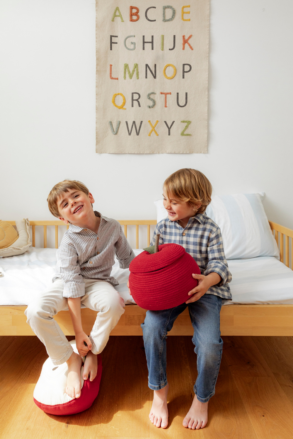 Корзина Lorena Canals Apple (28 x 28 x 20 см)