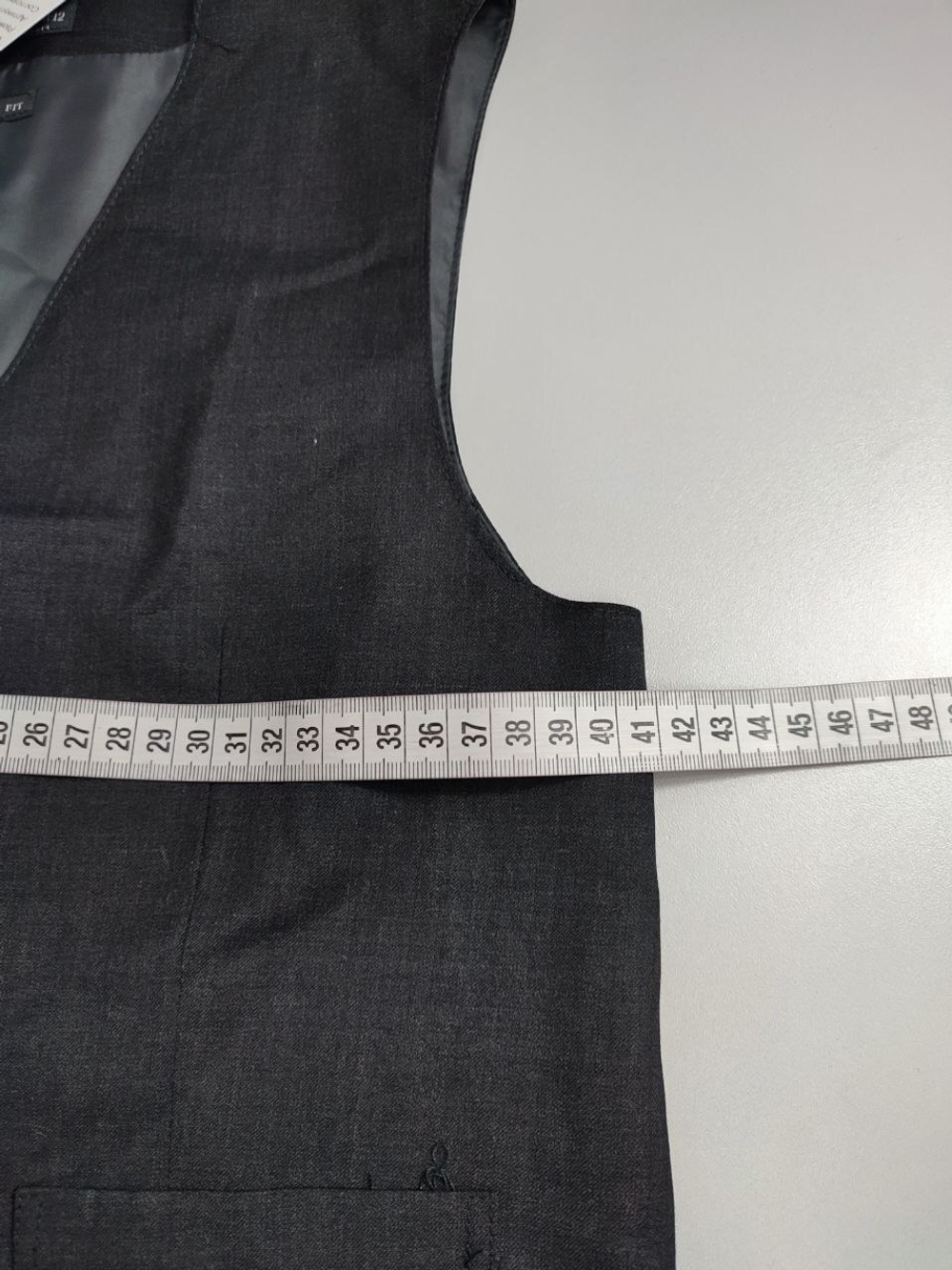 Жилет Zara классический на 11-12 лет