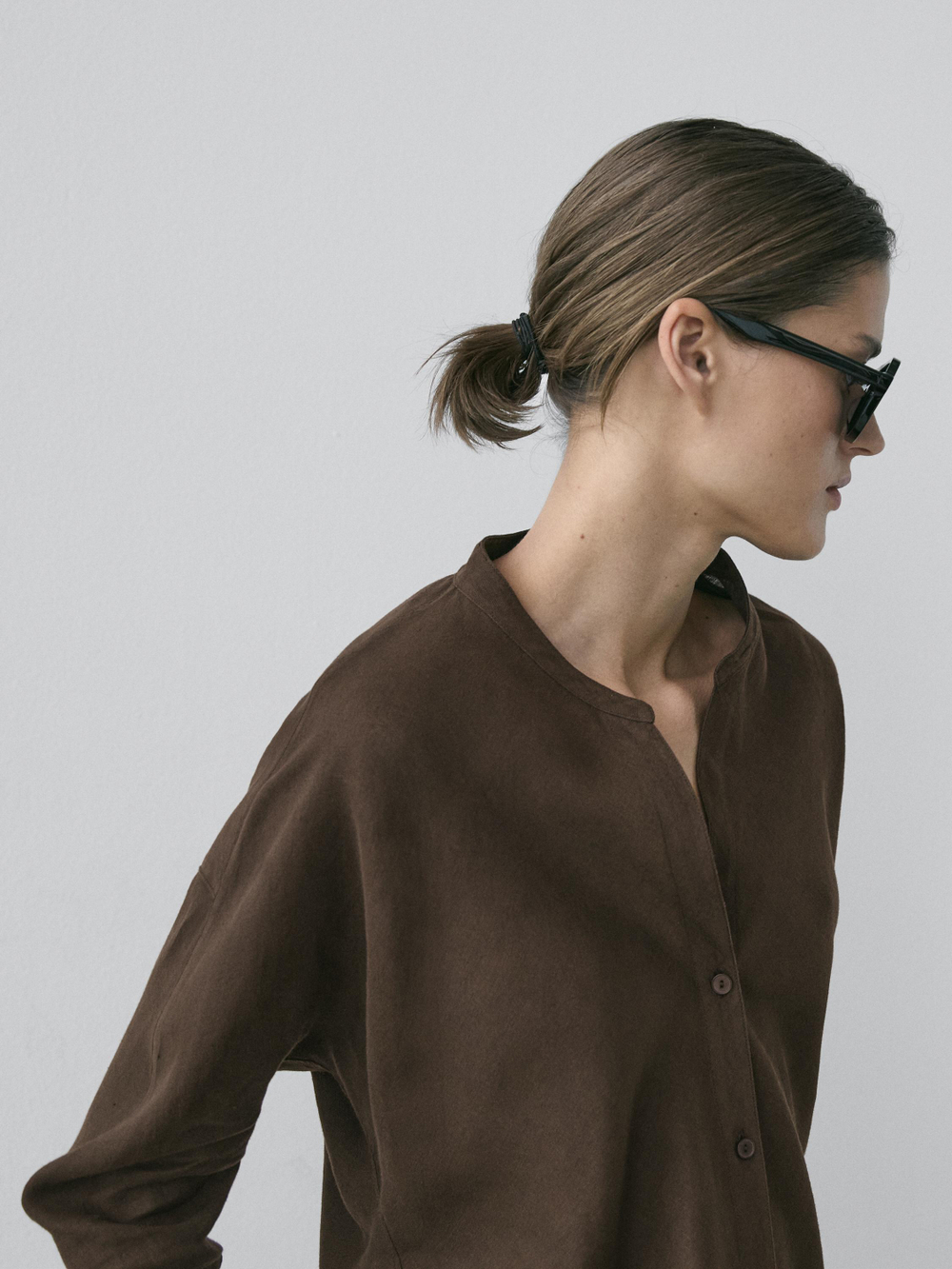 Massimo Dutti Рубашка с воротником-стойкой из 100% льна, коричневый