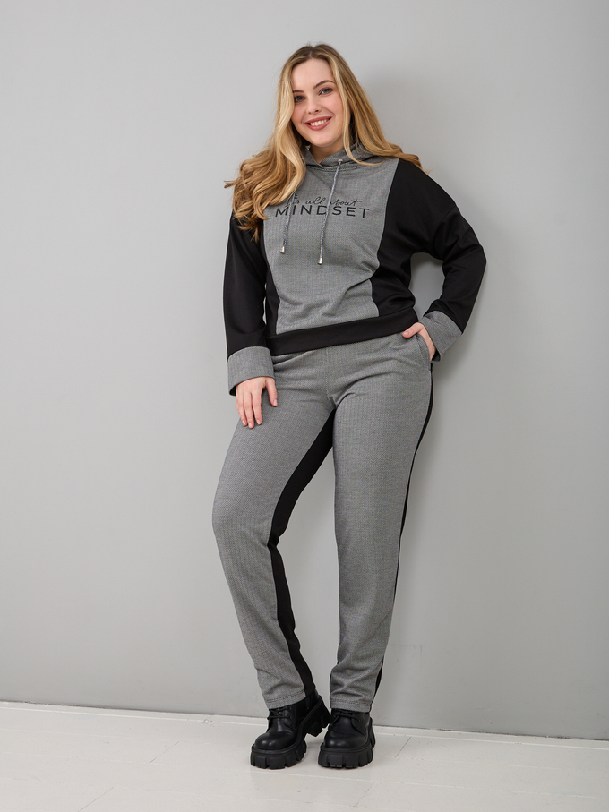 Костюм с брюками КБ-016П/черносерый-надпись