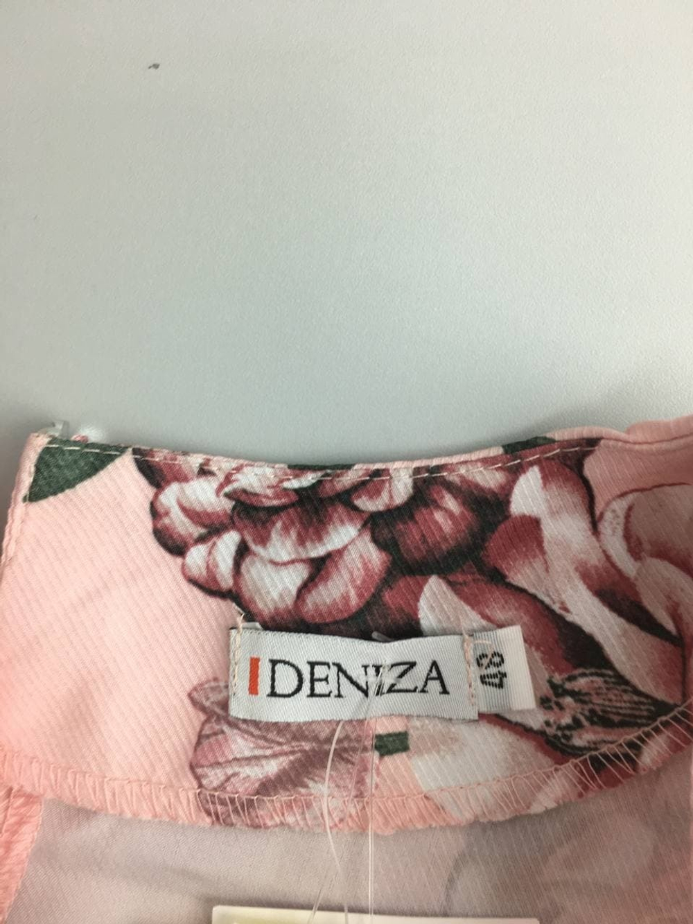 Блузка Deniza розовая с цветами 48 размер, новая
