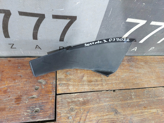 Накладка водостока левая Kia Sorento 3 Prime (UM) 14-20 Б/У Оригинал 86153C5000