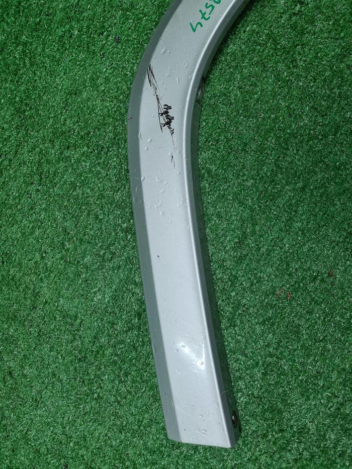 Расширитель задний левый Land Cruiser 300 (21-нв)