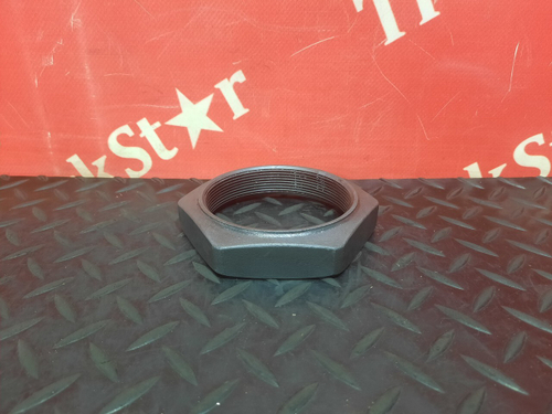 Гайка задней ступицы