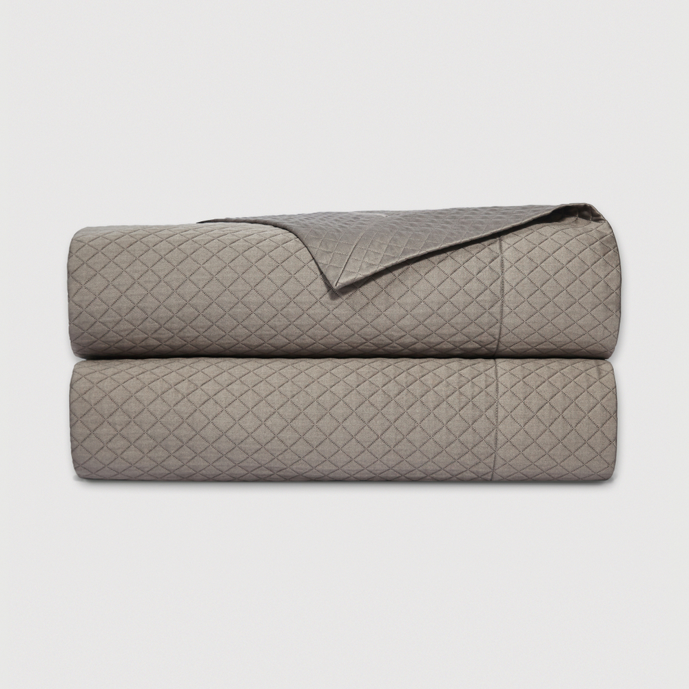 Покрывало из хлопка 260x280 Claire Batiste Atelier CNV серый графит