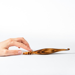 Деревянный крючок для вязания из древесины кедра 5.5 мм. K267