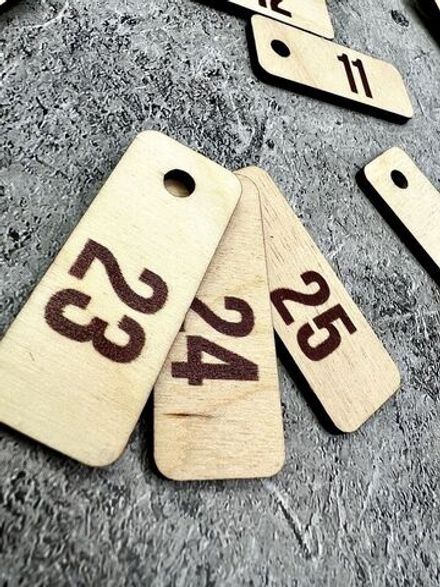 Номерки гардеробные дерево 2х5см