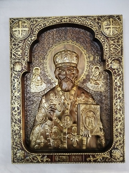 Николай Чудотворец. Икона из массива ясеня.