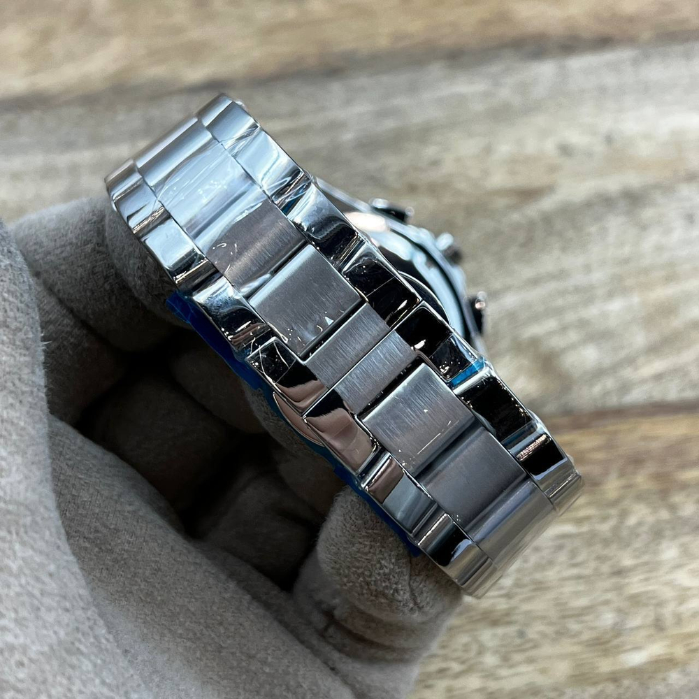 Часы Rado