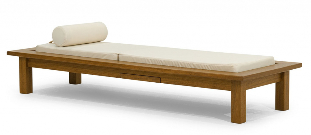 Шезлонг-лежак деревянный с матрасом Tagliamento Roova