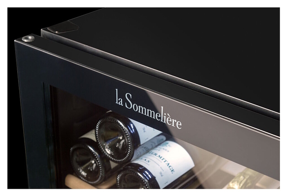 Винный шкаф La Sommeliere SLS90DZ