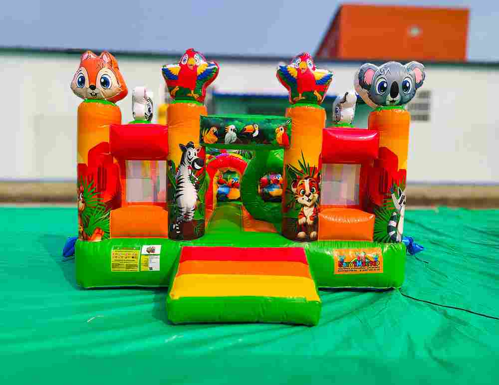 Коммерческий надувной батут «Попугайчики 2» без горки, размер 4*4*2,6 м