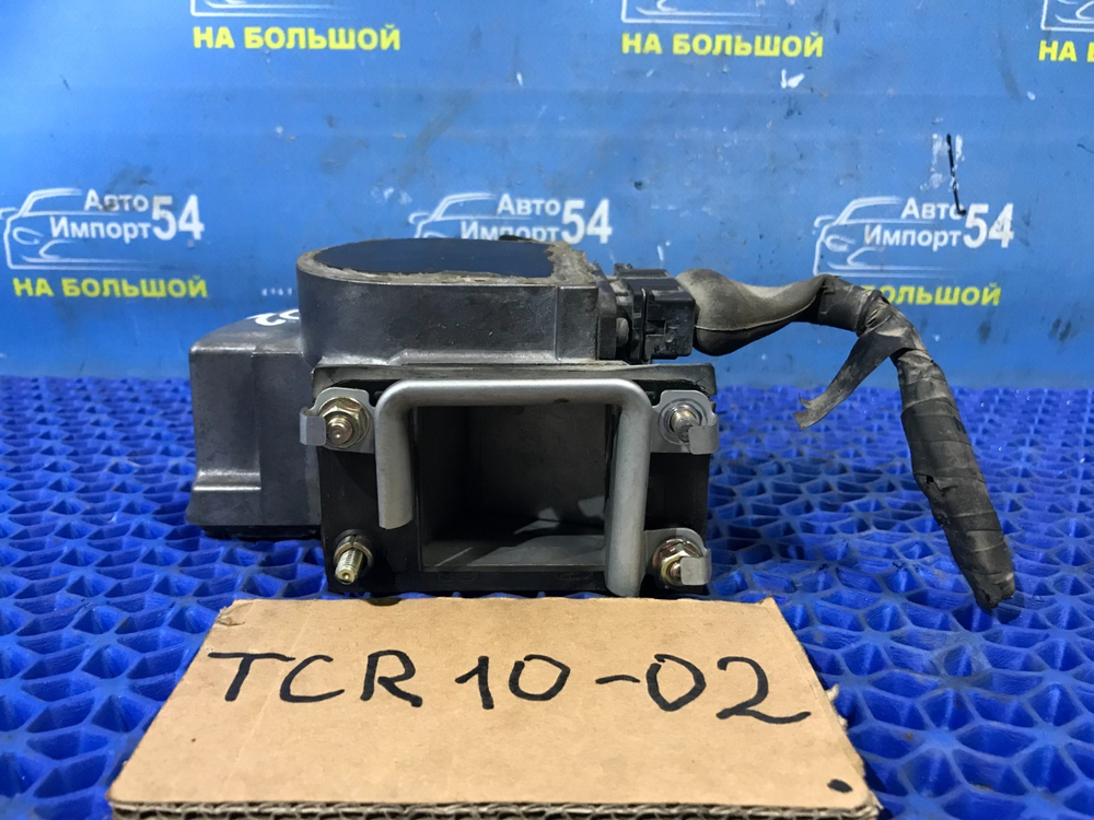 Расходомер TOYOTA ESTIMA 1999