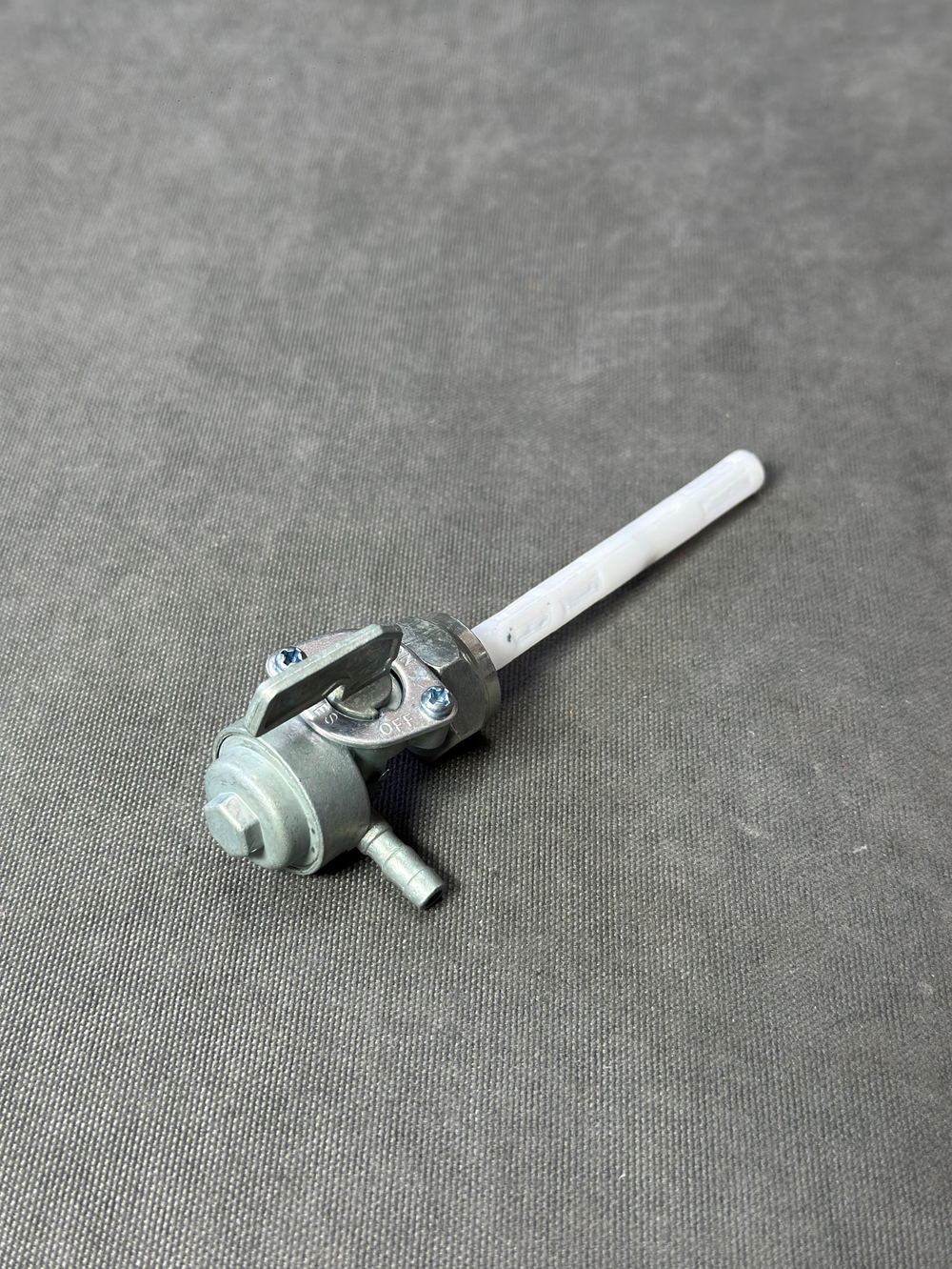 Кран топливный Minsk D4 125