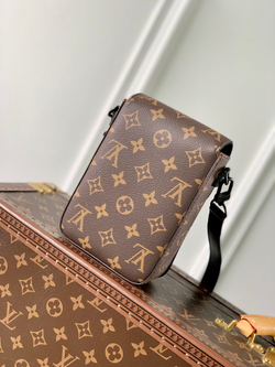 Louis Vuitton S-Lock Vertical Wearable Wallet