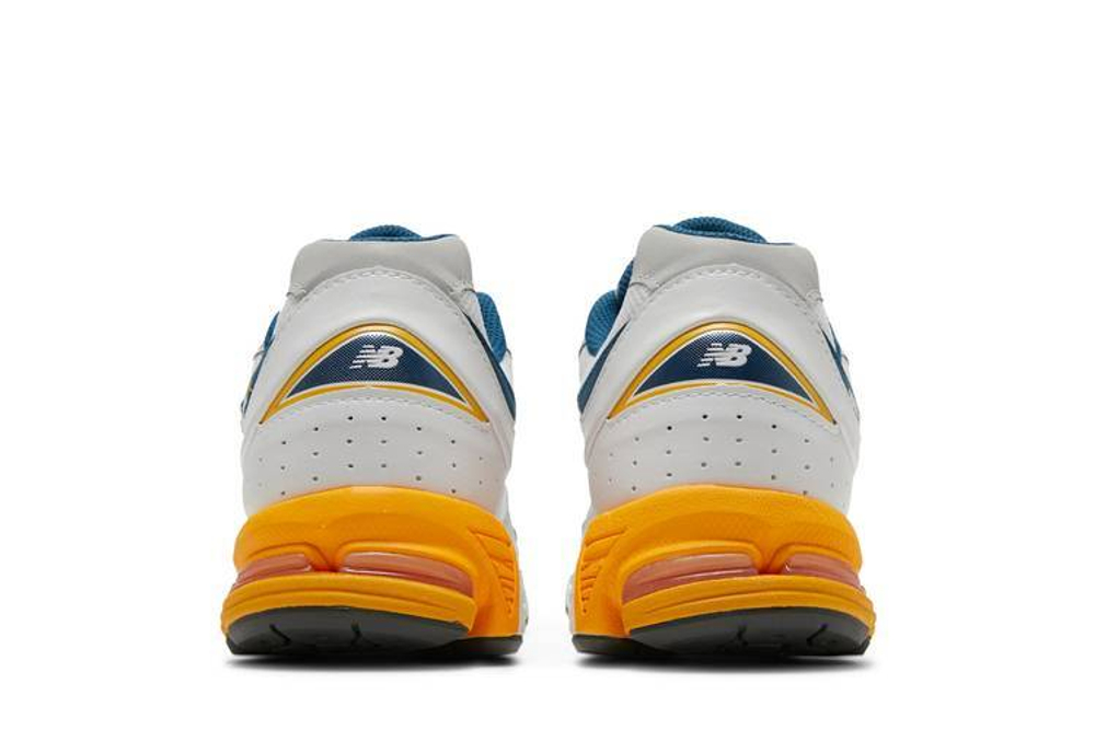 Кроссовки New Balance Nb 2002R