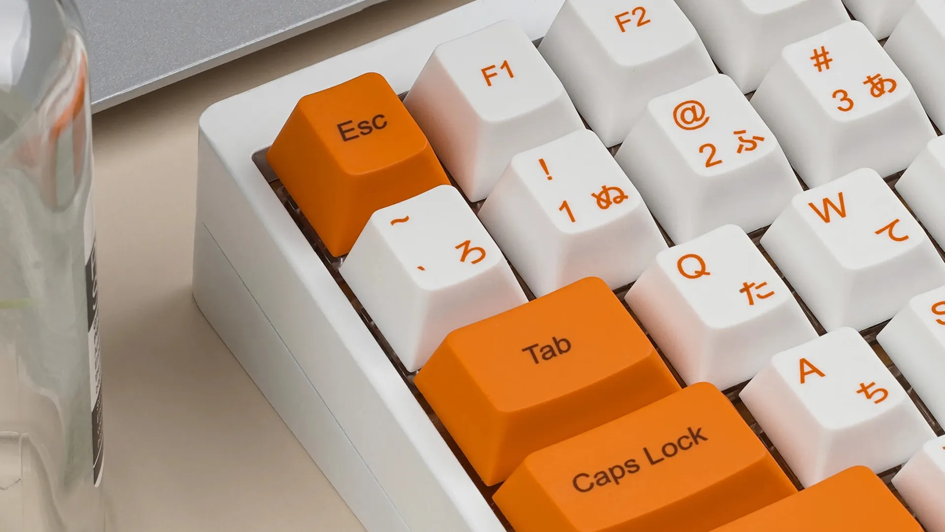 Набор клавиш KBDfans «Cherry Orange&White Italic Japanese» — купить на  сайте профессиональных клавиатур Geekboards