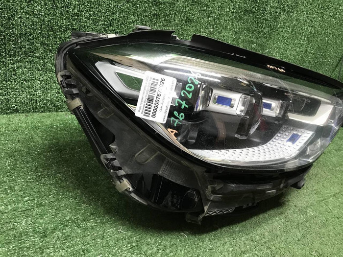Фара правая Mercedes S W223 (20-нв) Digital Light