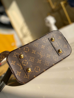 Louis Vuitton Alma BB