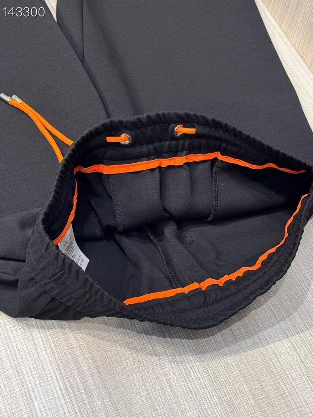 Шорты Hermes