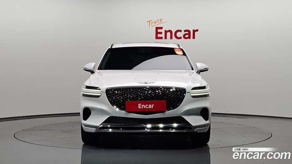 Genesis GV70 2.5T Бензин 2WD (08.2023)