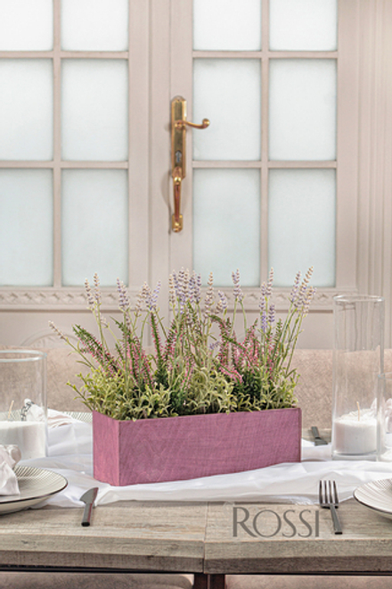 Композиция из лаванды и вереска в  сиреневом кашпо