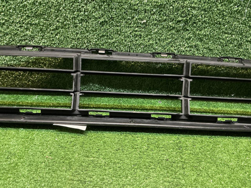 Решетка переднего бампера Volvo XC90 2 (2019-2024)