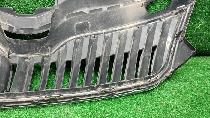 Решетка радиатора Skoda Rapid 1 (2012-2020)