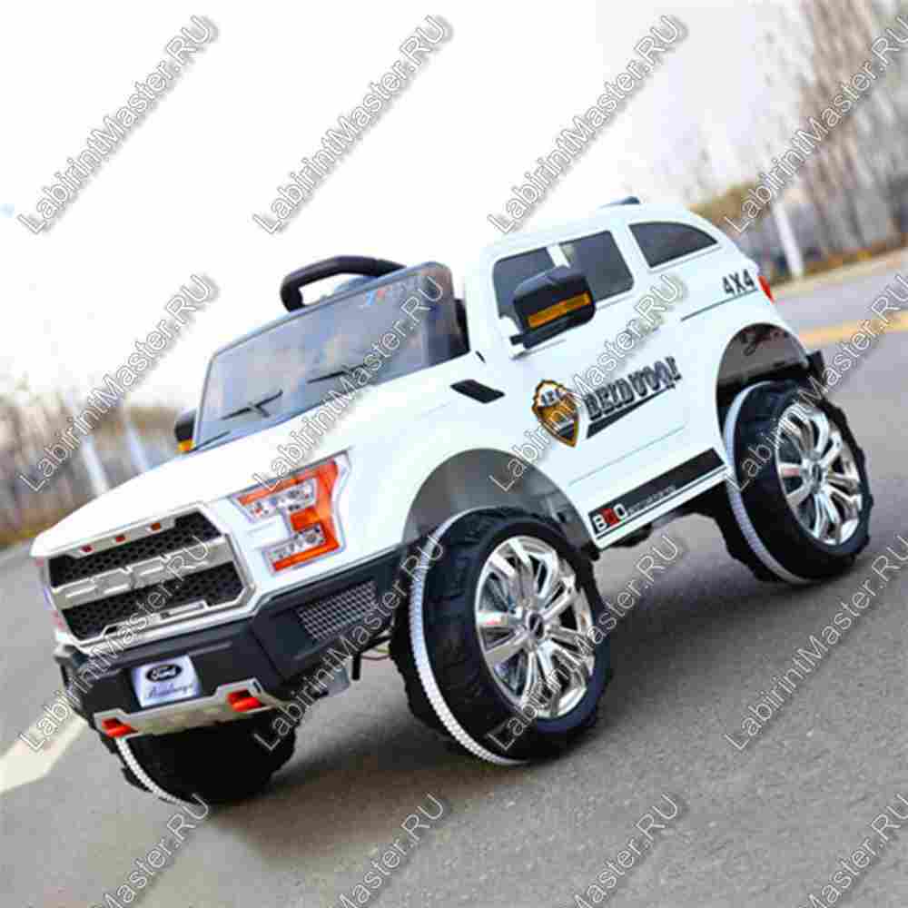 Детский электромобиль "XCY-168" белый