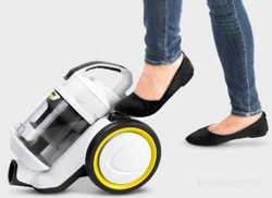 Пылесос сухой уборки Karcher 1.198-051.0