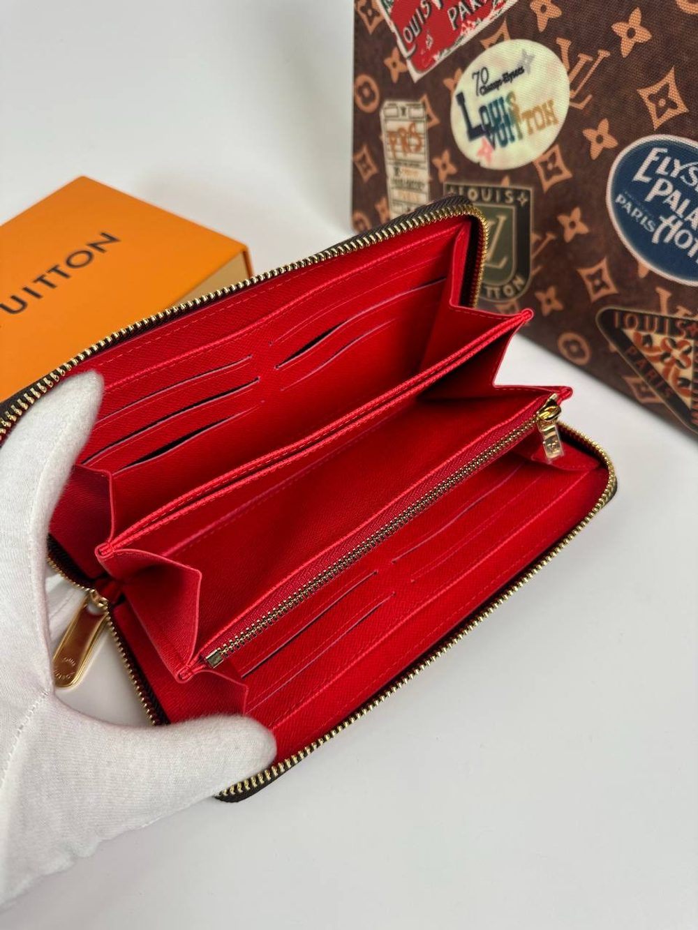 Кошелек Louis Vuitton