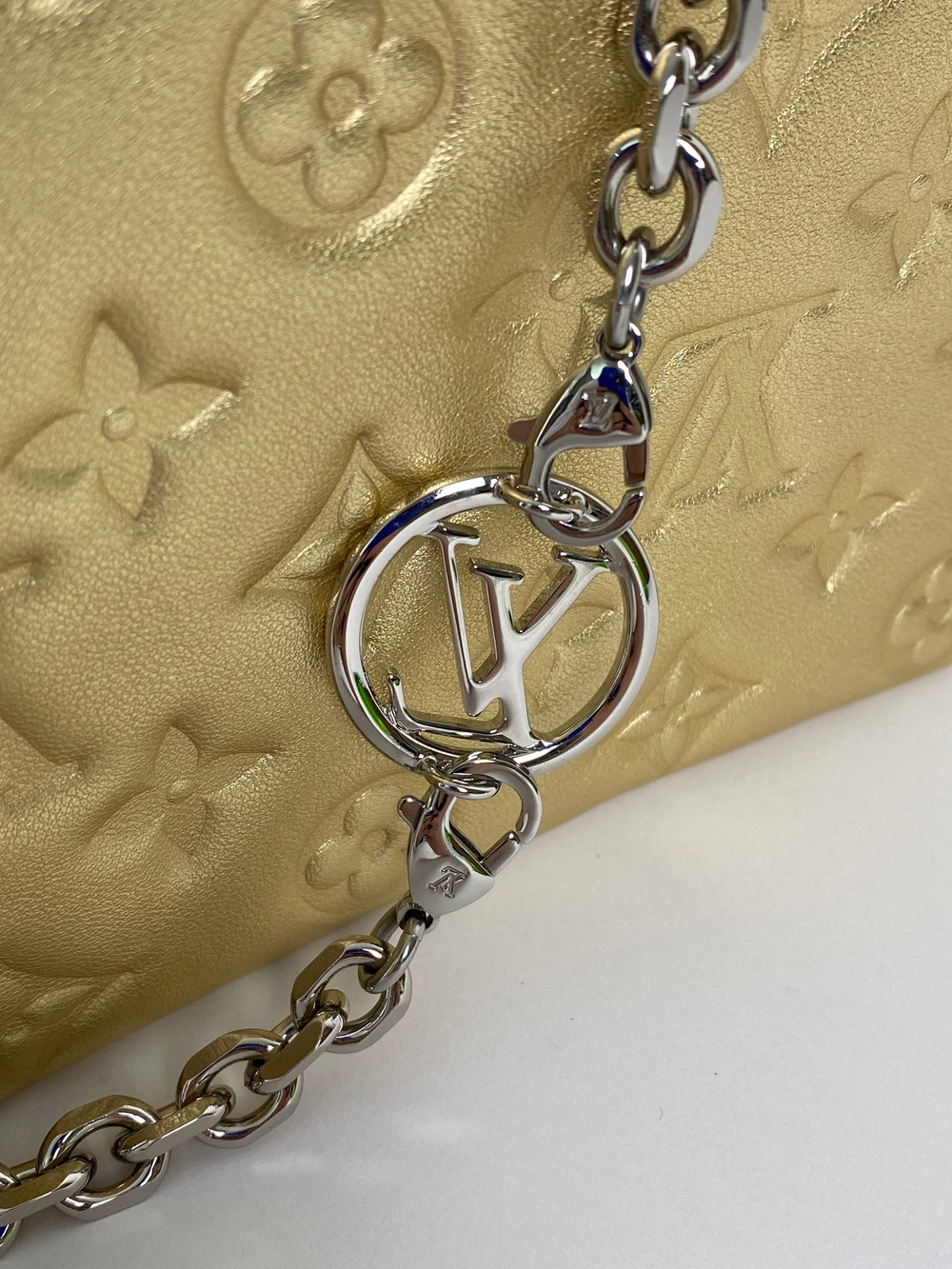 Сумка Louis Vuitton Coussin