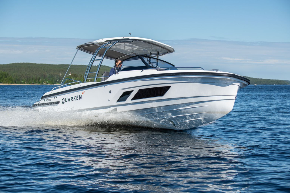 Катер QUARKEN 27 T-Top