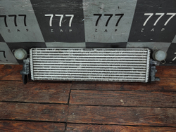 Интеркулер Mercedes V-Class (W447) 14-нв Б/У Оригинал A4475011301