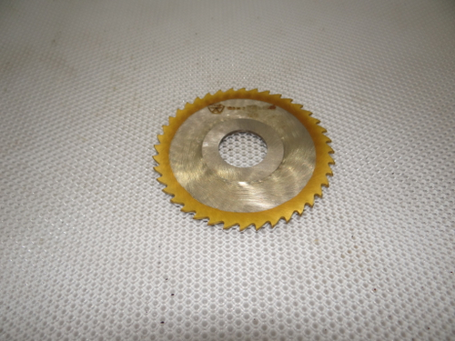 Фреза отрезная дисковая по металлу 100х2х27мм. z=40 Р6М5 СССР КИБ с фаской без шпонки