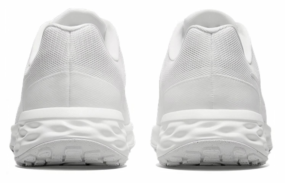 Кроссовки Nike Revolution
