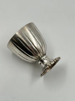 Подставка для яйца посербренная