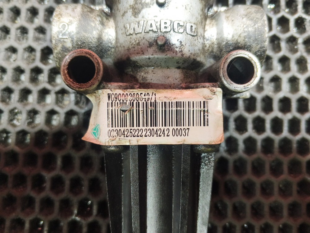 Клапан тормозной 2022г.