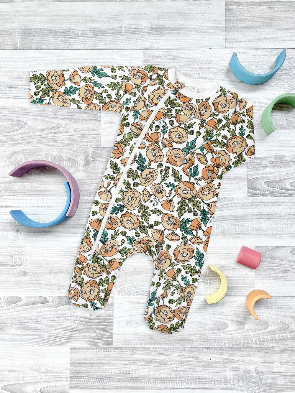 Утеплённый комбинезон с закрытой ножкой Mjölk Sleep and Play Маки NEW, уценка