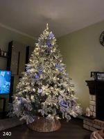 Заснеженная елка с гирляндой «Камчатская» холодный свет (Литая+пвх) 240 см / 2.4 м