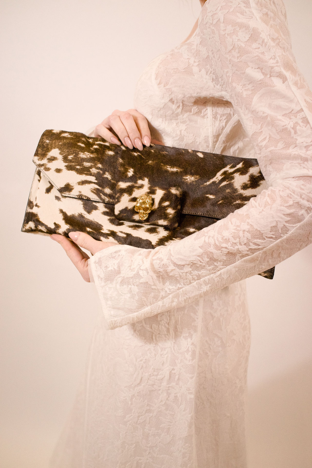 E19396FB-5BAA-4706-A2B5-3D74773012A2