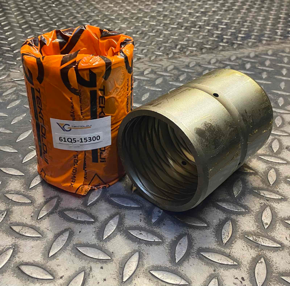 Втулка 61Q5-15300