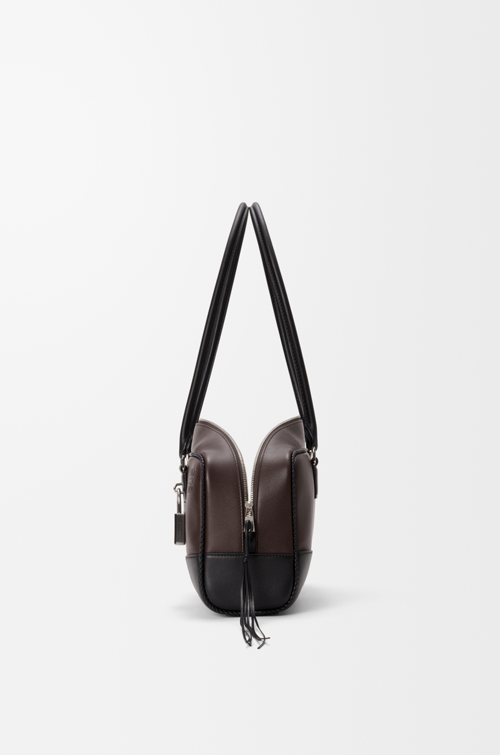 Loewe Укороченная сумка Amazona 31 из классической телячьей кожи, темно-каштановый