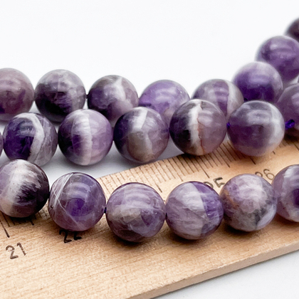 Аметист бусины, диаметр 10-10,2 мм, цена за 9 шт (1/4 нити)