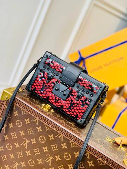 Louis Vuitton Petite Malle