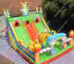 Надувной батут "Пчелиный дом", 8*6*6 м