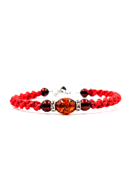 Женский браслет на руку. Браслет из янтаря