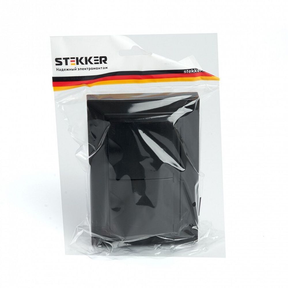 Розетка двойная с заземлением и со шторками, с крышкой Stekker Эрна 49138