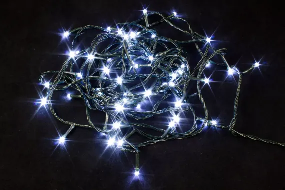 Светодиодная нить 6 м., 220V, 60 холодных белых LED ламп, контроллер, черный провод, Winner Light (w.01.5B.60-)