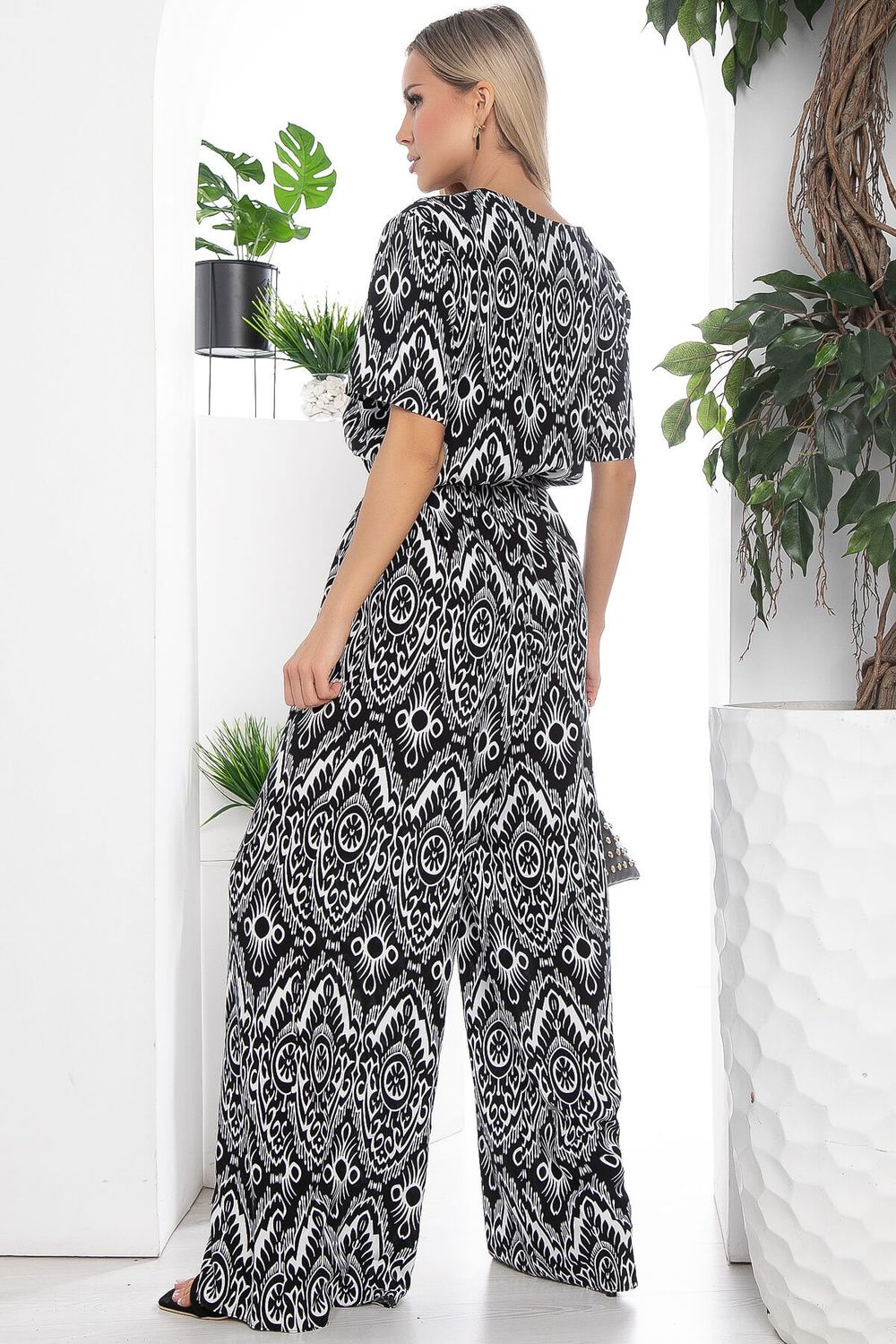 Комбинезон Леон (черно-белый) К10328 LT Collection